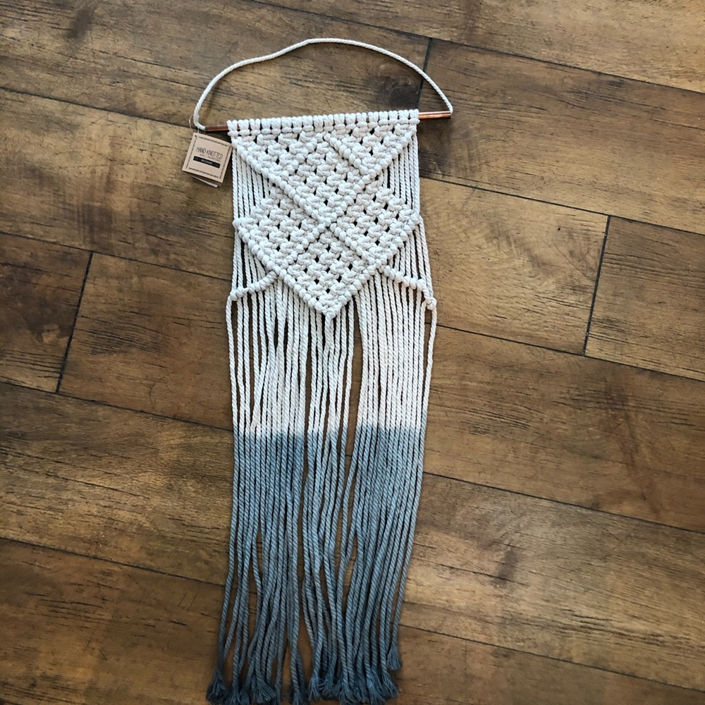 Macrame wall hanging